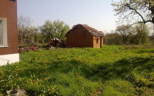 15.cqlostno remontirana i sanirana kushta v selo Gorno Peshtene.jpg